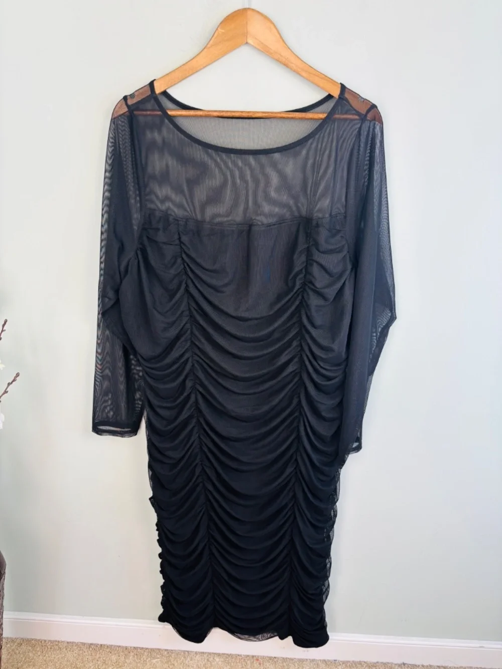Torrid Mesh Long Sleeve Bodycon Dress NWT Size 3X - Picture 4 of 6